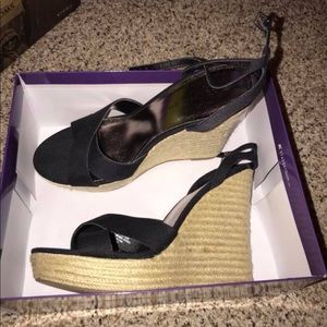 Madden Girl Wedges